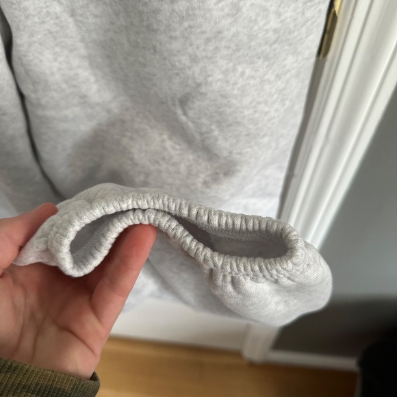 OFFLINE by Aerie Cloud Fleece Baggy Jogger Grey Color size small - Picture 6 of 7